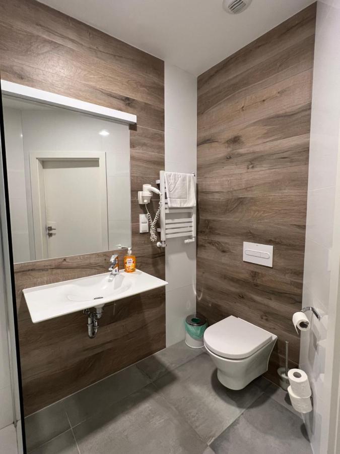 Aparthotel Apartamenty Czarna Gora 112 Шенна Екстериор снимка